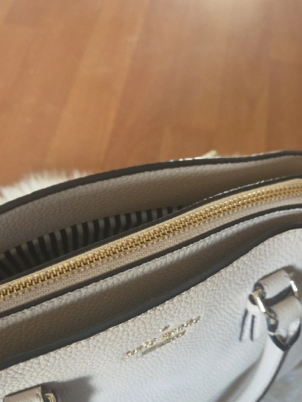 Kate Spade Pebbled Leather Jackson Street Satchel in Porcelain Medium